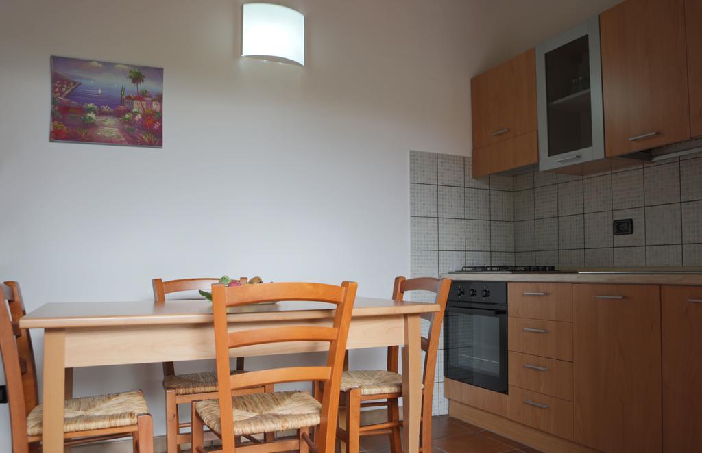 Residence Valentina Balestrate Buitenkant foto