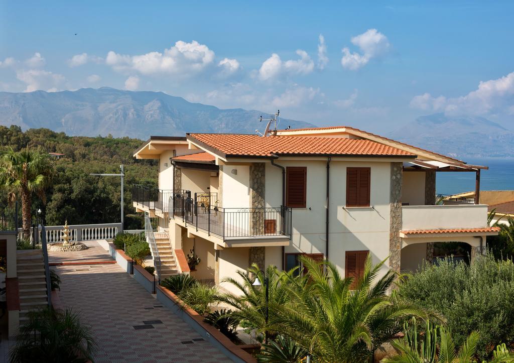 Residence Valentina Balestrate Buitenkant foto